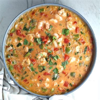  Moqueca de Camarão: Một Món Ngon Ngất Ngây Kết Hợp Vị Hải Sản Tươi và Sốt Dừa Béo Ngậy!